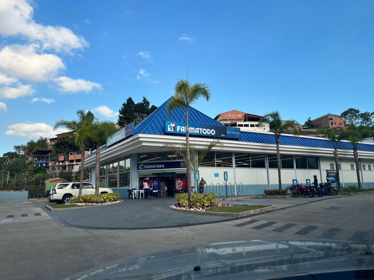 Fachada de Farmatodo La Unión 406